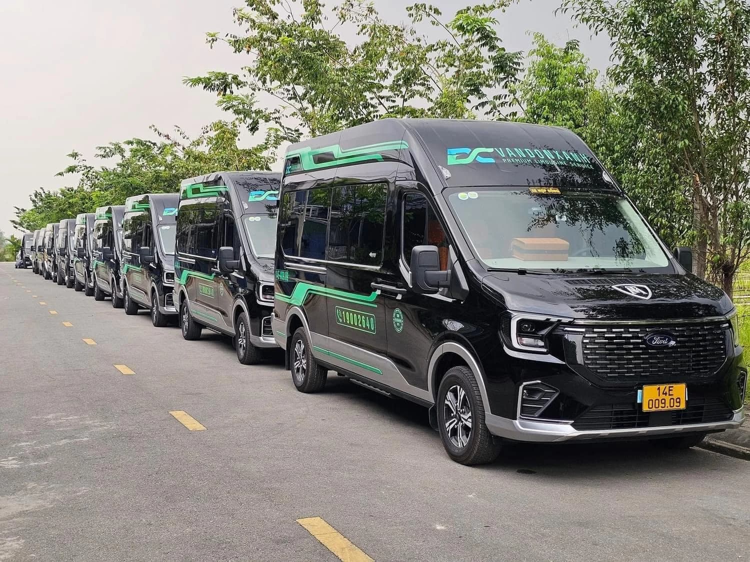 Xe Van Don Xanh Limousine