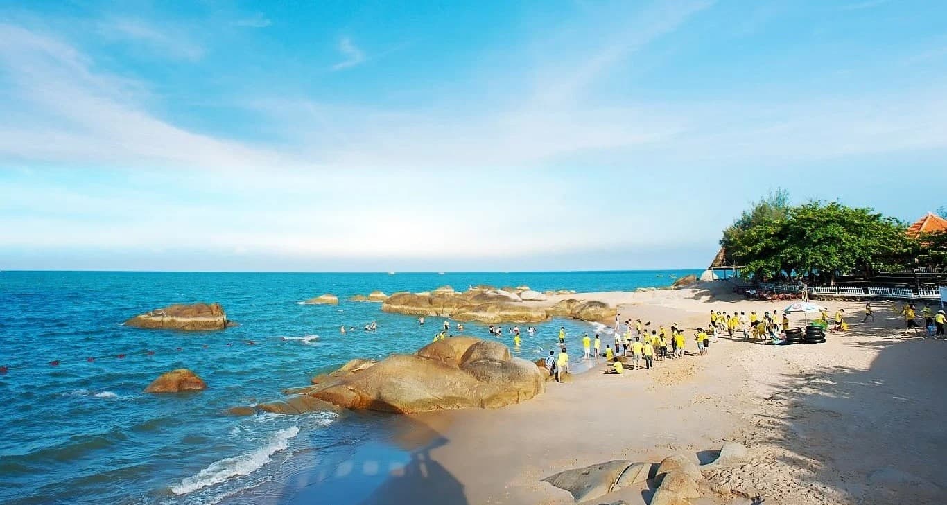 Long Hai Scenic Coastal Cycling
