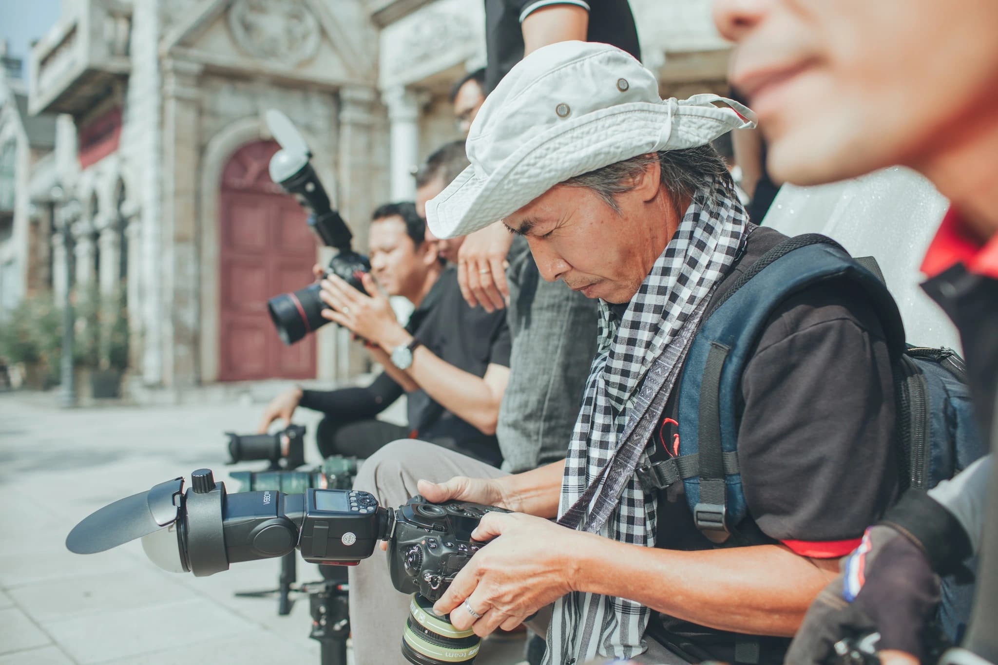 Photography Services: Hiring a Local Pro for Your Vacation Photos