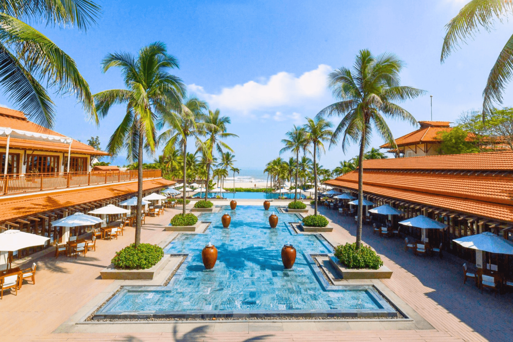 Luxury Beachfront Resorts in Da Nang: A Comparison Guide