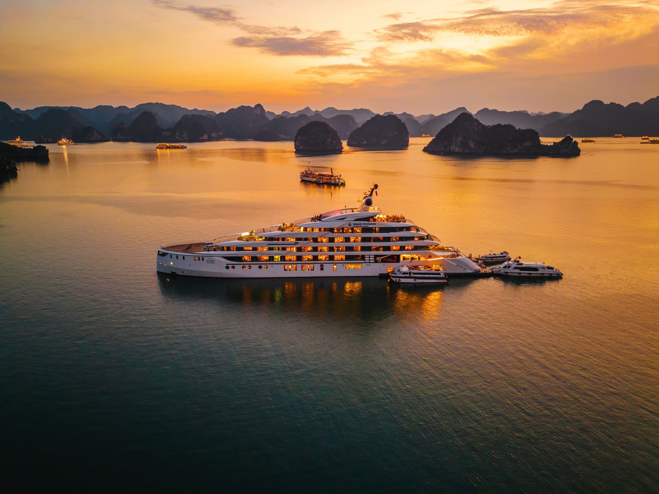 2D1N Halong Bay Overnight Cruise: Sunset Relaxation & Island Hopping
