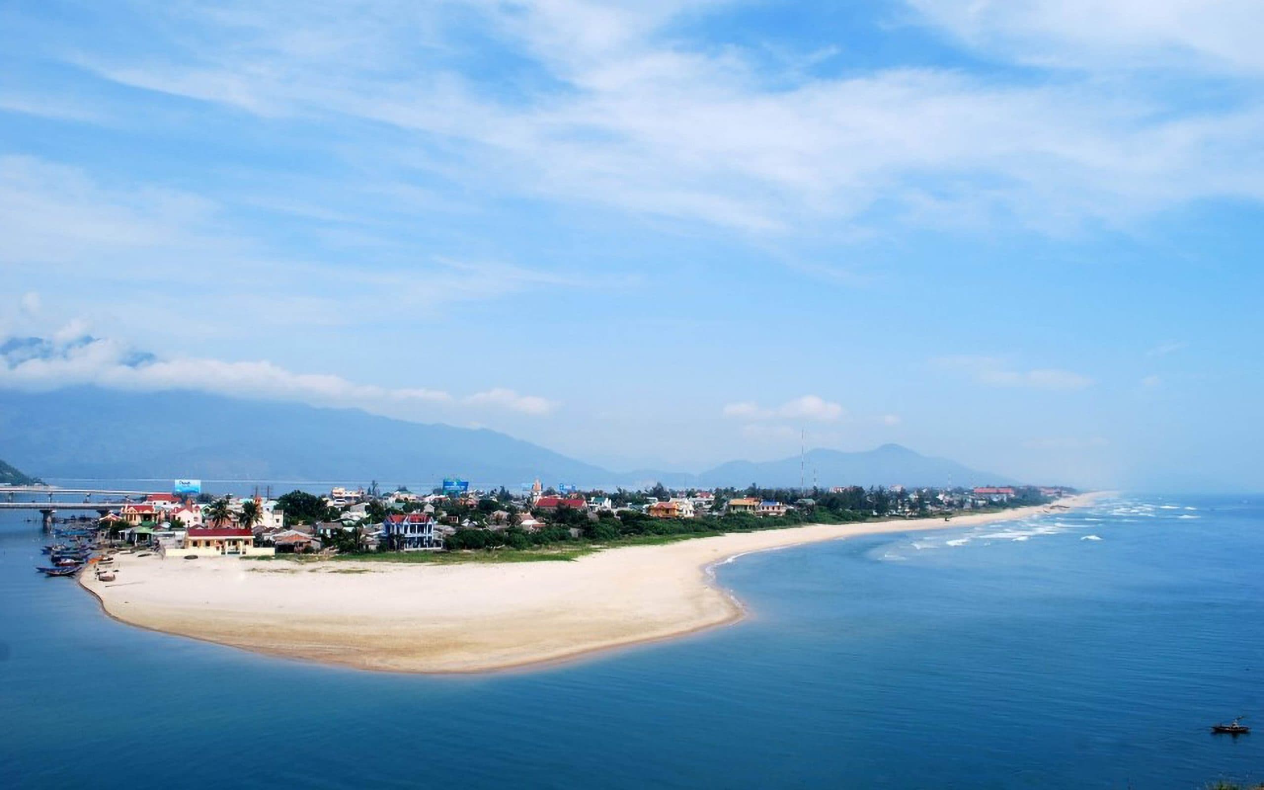 Hue Heritage Discovery: The Imperial Journey from Da Nang