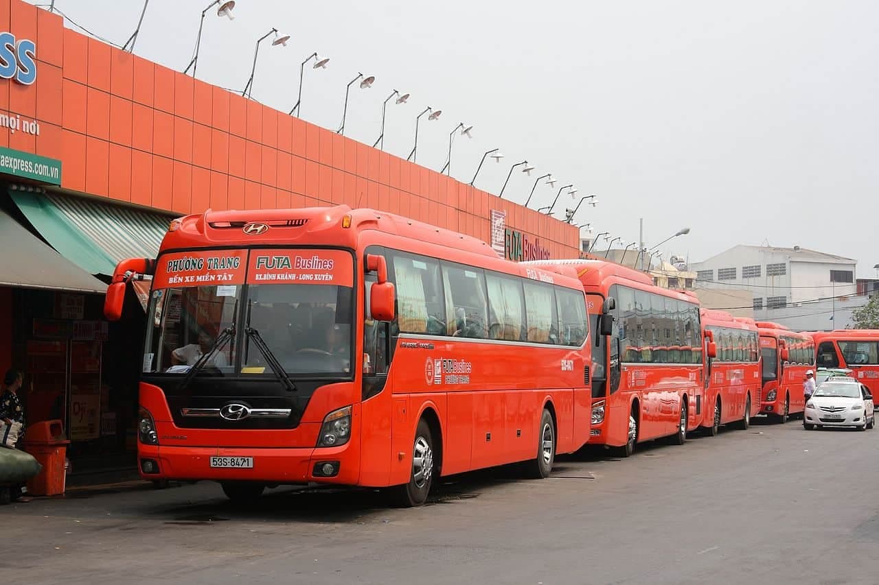 FUTA Bus Lines (Phuong Trang)