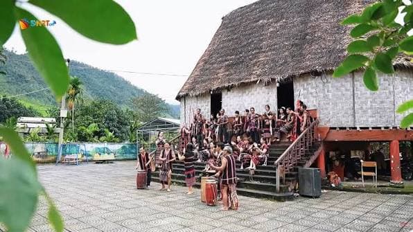 Community Gathering at the Indigenous Guol House