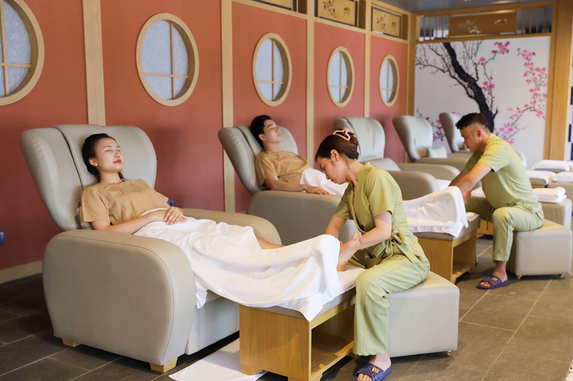 Mikazuki Water Park 365 Da Nang Ticket: Best Price & Instant Confirmation - image 8