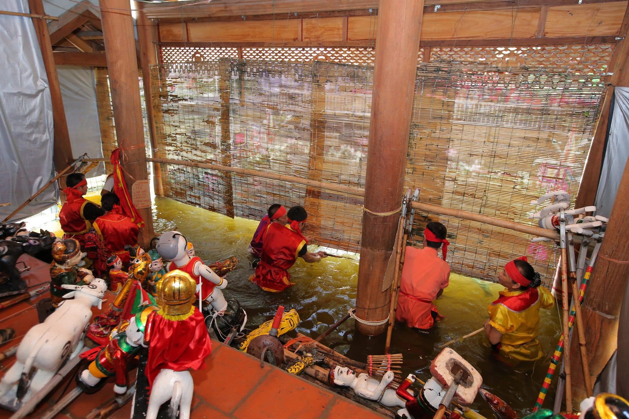 Discover the Enchantment of Vietnam’s Water Puppet Theatre in Hanoi - image 5