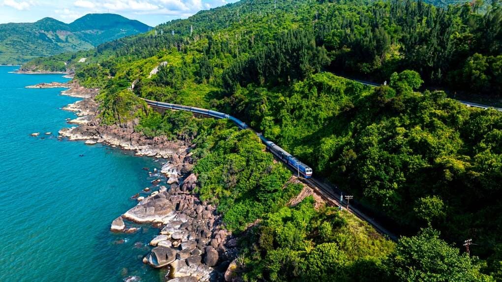 Hue Heritage Train: The Scenic Rail Journey