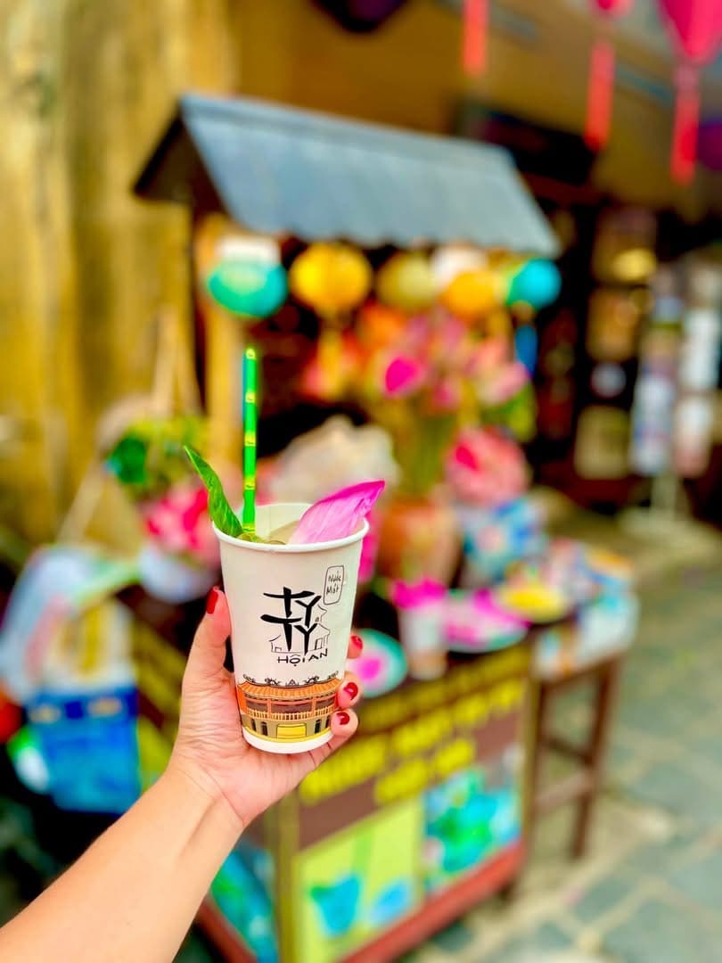 Slow Life Stroll in Hoi An Ancient Town