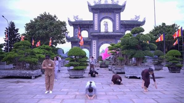 Tam Bo Nhat Bai Sacred Pilgrimage Journey